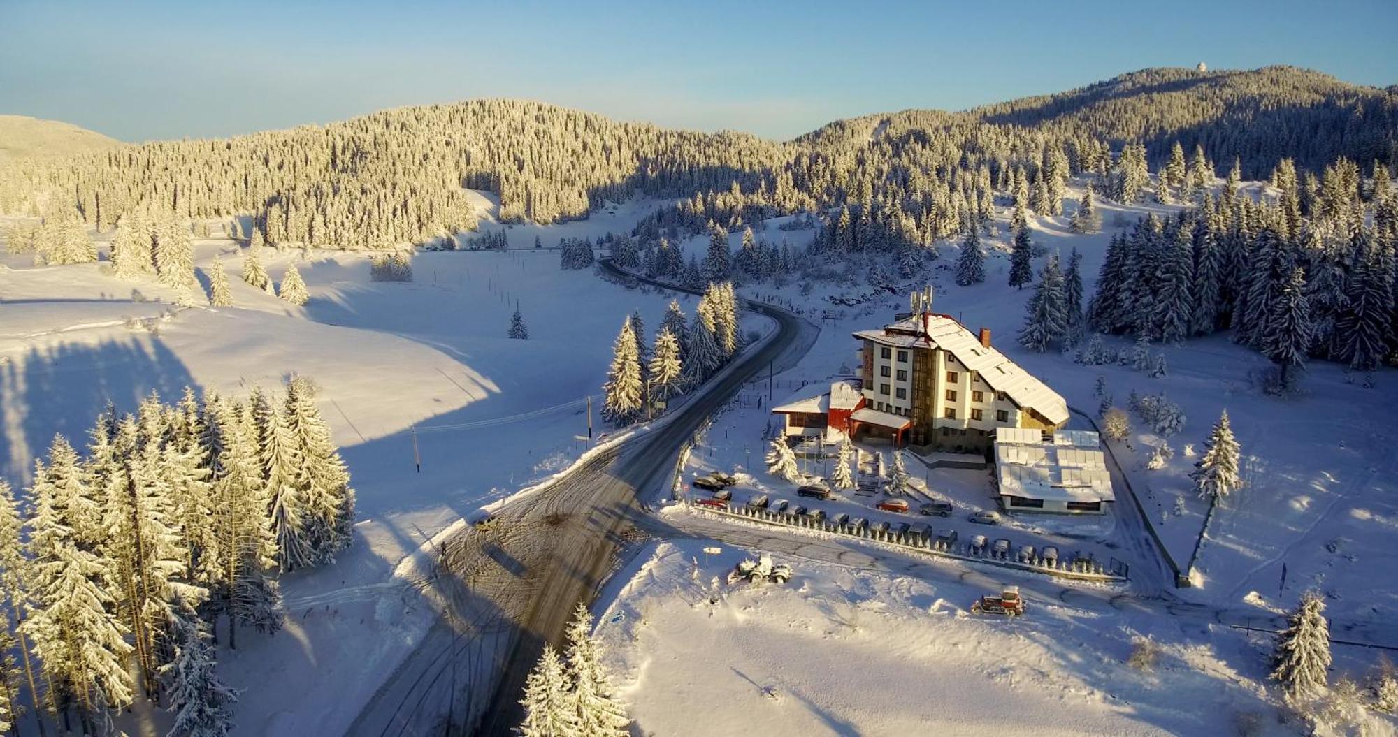 Hotel Coop Rozhen Pamporovo Exteriör bild